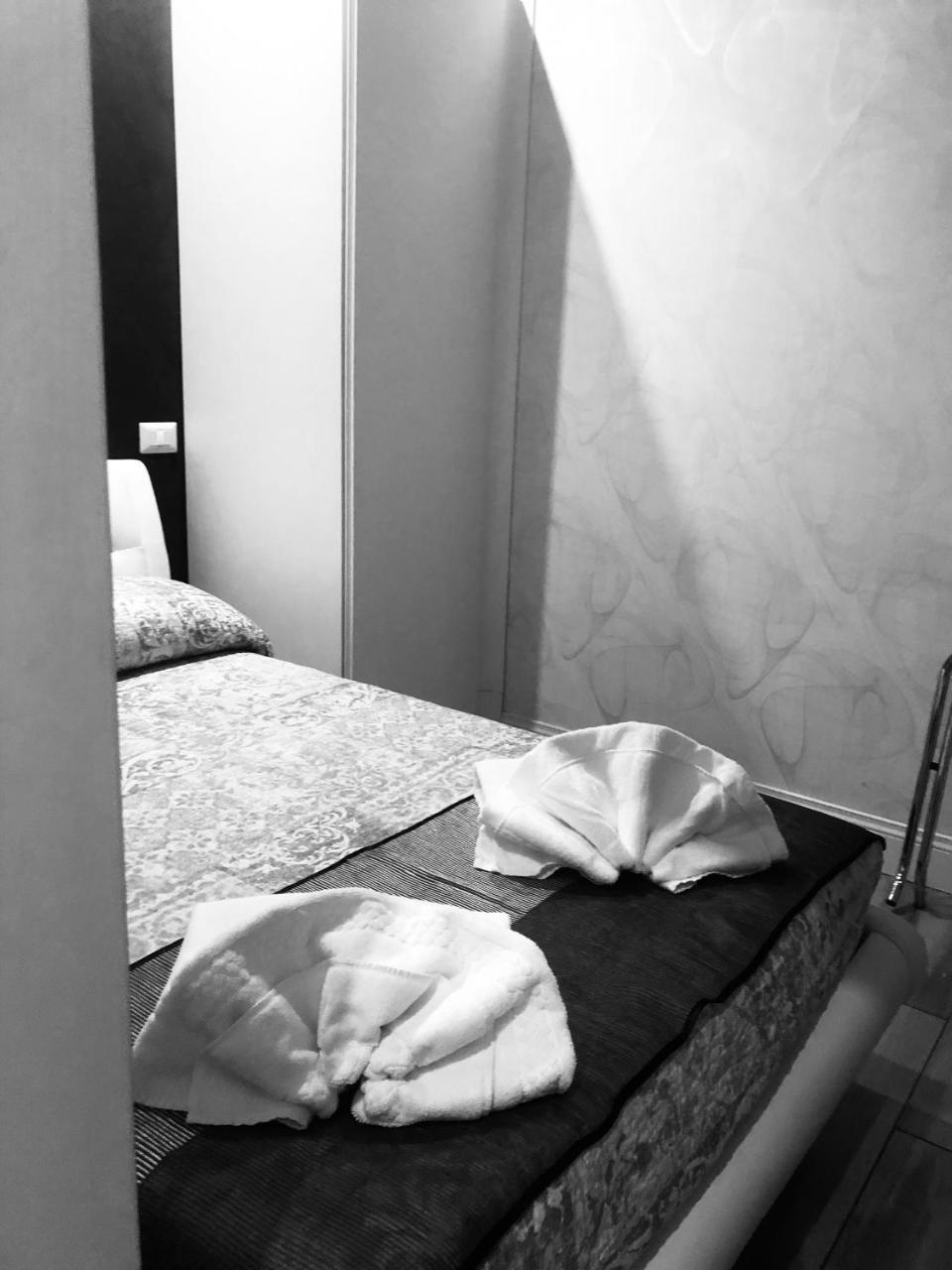 Bed and Breakfast Domus Tacito Luxury Рим Экстерьер фото